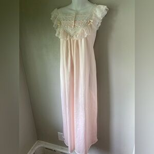 1960s Christian dior  pink lace Nightgown medium
